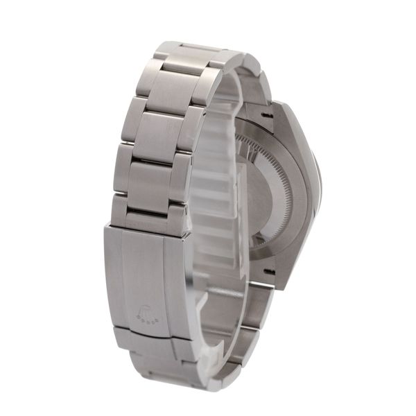 Rolex Oyster Perpetual 124300
